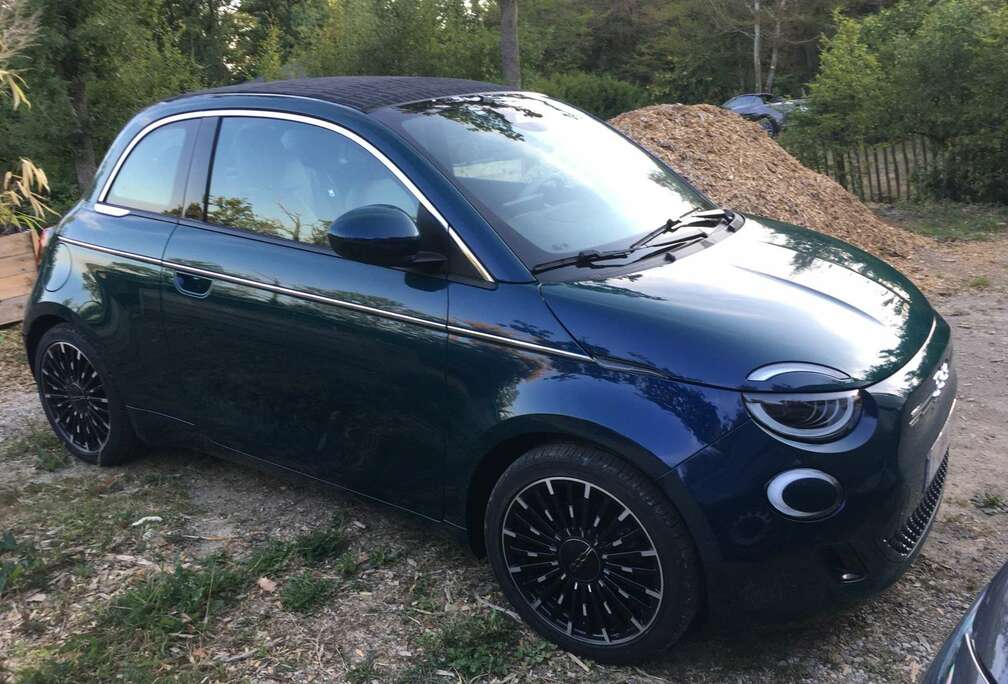 Fiat FIAT 500 e cabrio. LA PRIMA