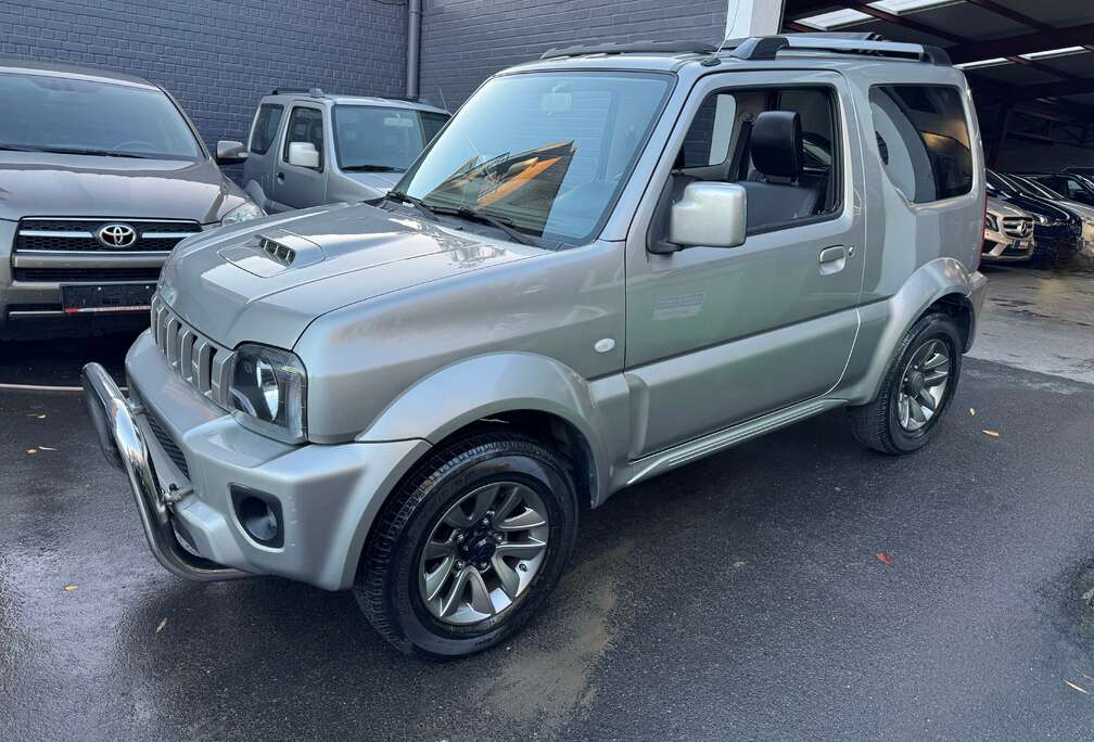Suzuki Dakota + Toit panoramique + car-pass belge