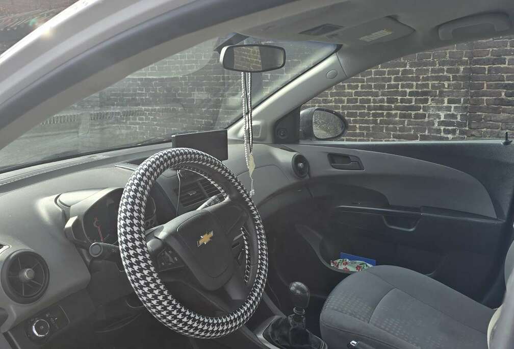 Chevrolet hatchback 1.2i LS