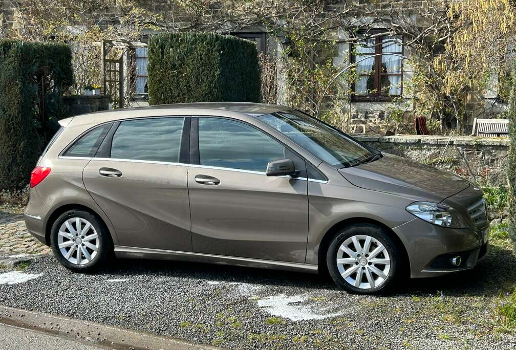 Mercedes-Benz B 180 CDI