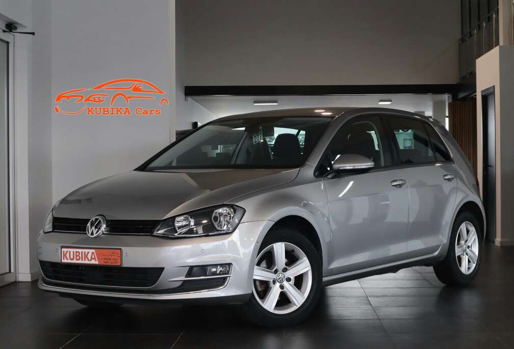 Volkswagen 1.2 TSI Highline DSG Navi ACC ParkA Garantie*