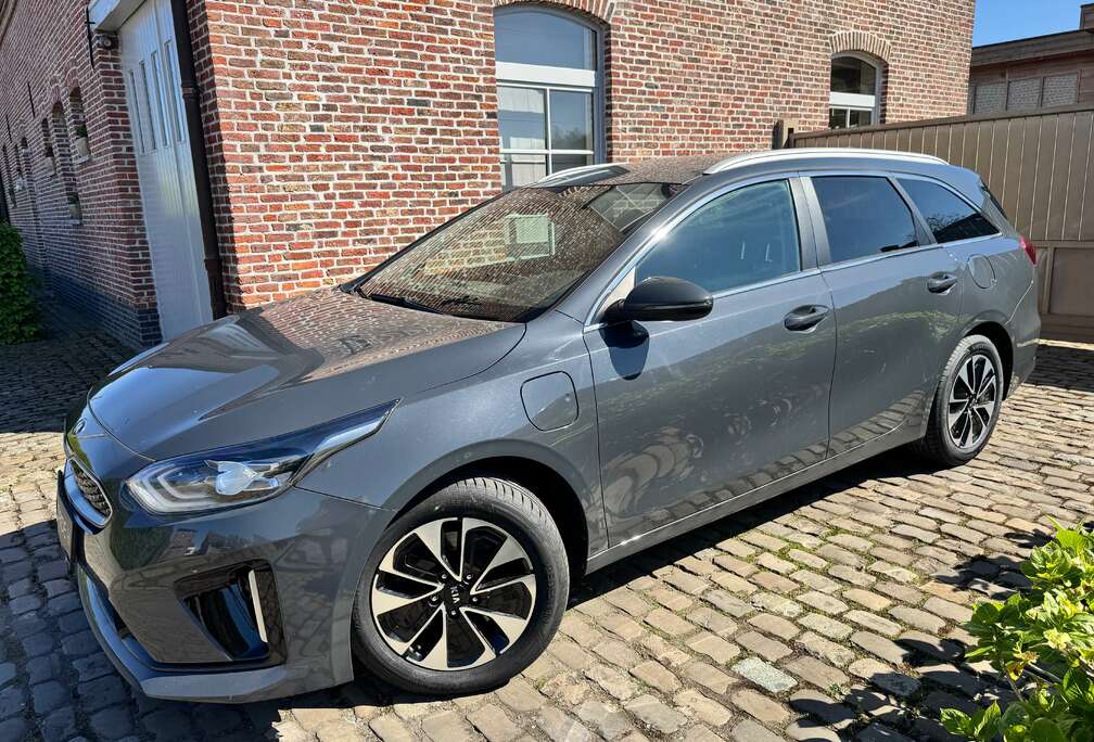 Kia 1.6GDI Plug-in hybride - KIA garantie tot 09/27
