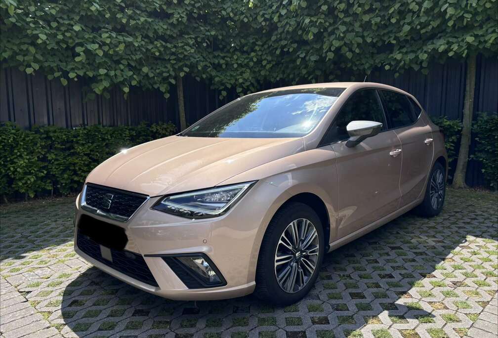 SEAT 1.0 TSI Xcellence  Keyless Entry  Apple CarPlay