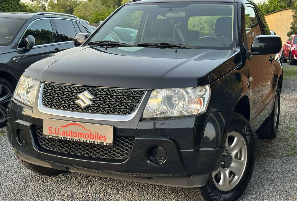 Suzuki 1.6i 4WD Etat neuf/Clim/Jantes/Gar 12 Mois