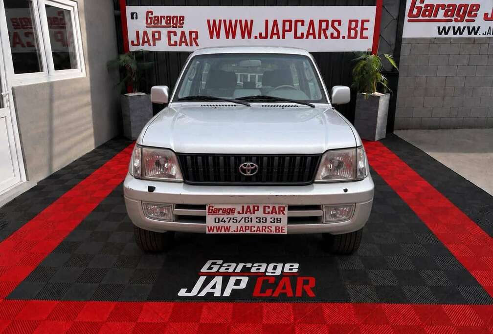 Toyota 3 portes 5 places clim prix marchand