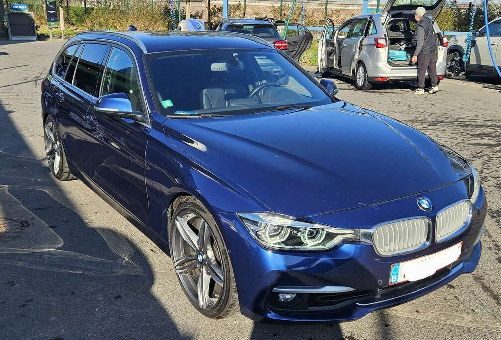 BMW Touring 318i 136 ch BVA8 Luxury Ultimate