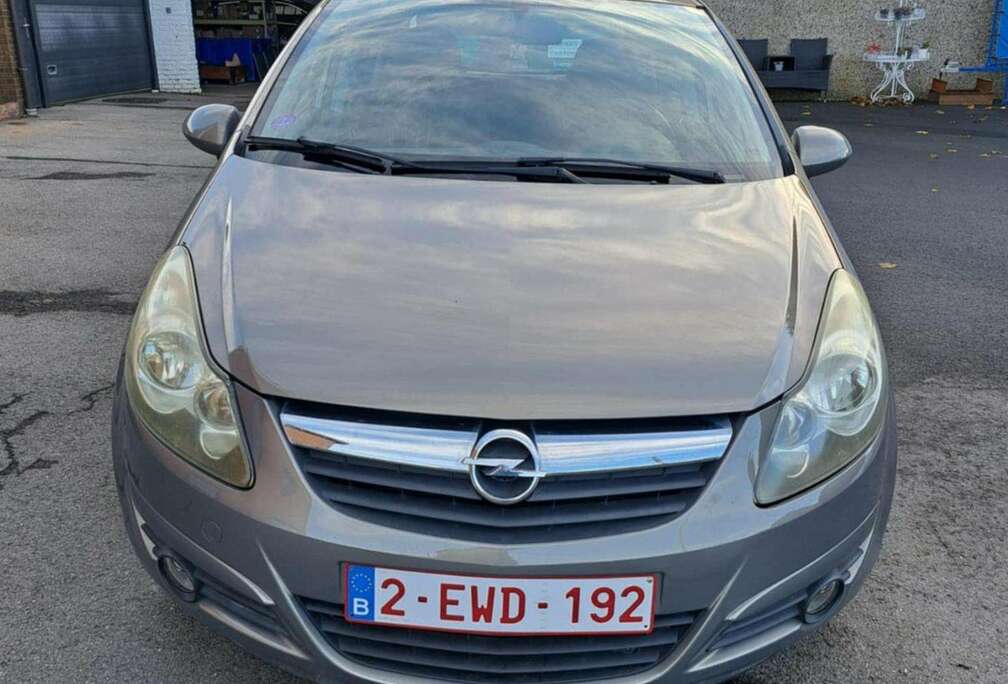 Opel Corsa 1.2i Essentia