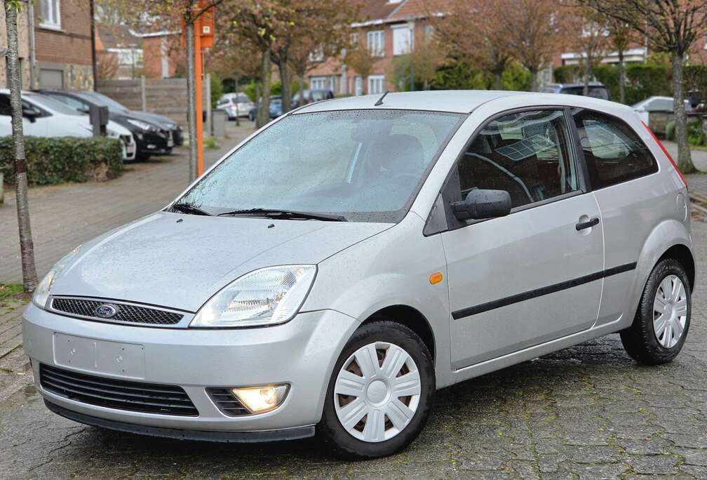 Ford 1.4i EERSTE EIGENAAR GEKEURD VOOR VERKOOP