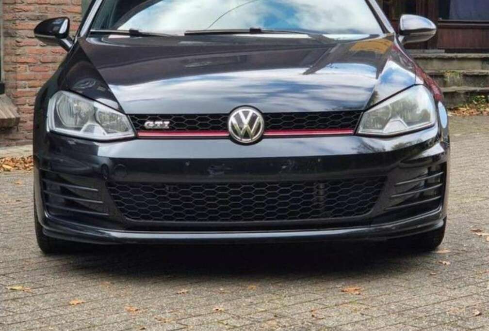 Volkswagen 2.0 TSI