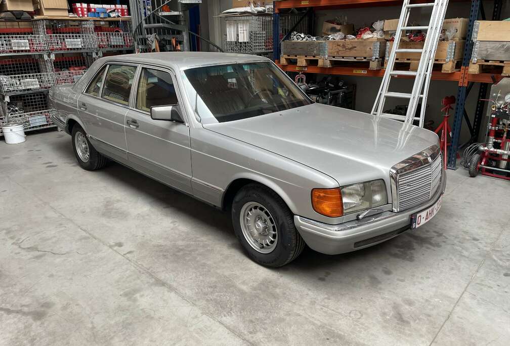 Mercedes-Benz S380 SEL V8