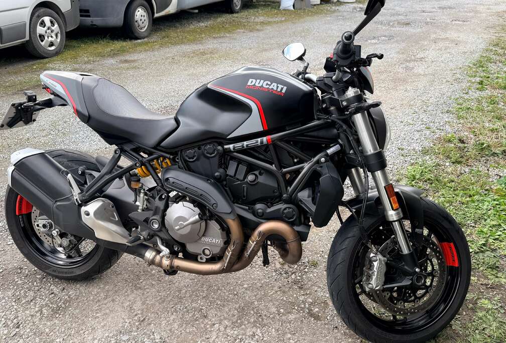 Stealth Black