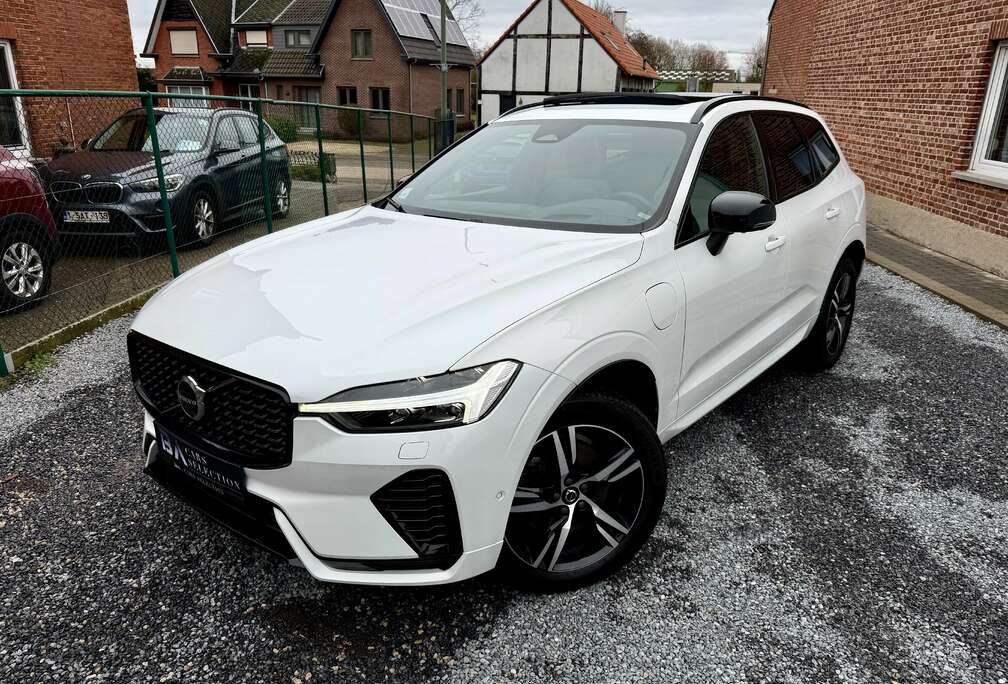 Volvo T6 AWD Plus Dark  R-Design  Pano  360  Acc