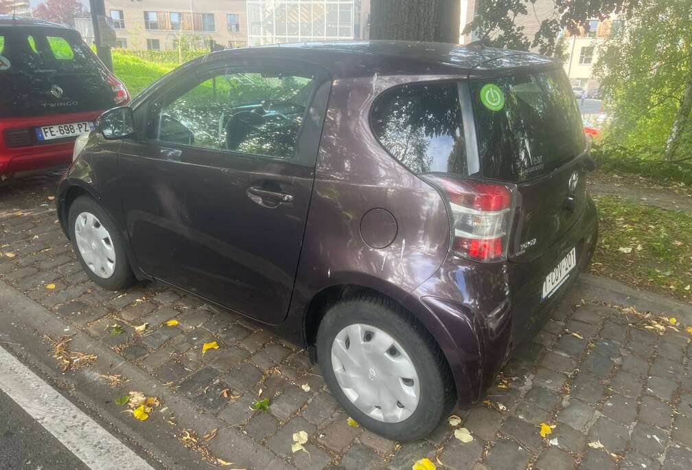 Toyota iQ 1.0 prête à immatriculer