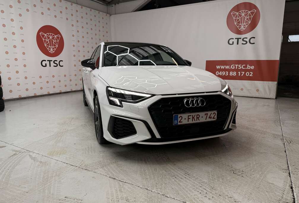 Audi 45 TFSIe Sportback S tronic line