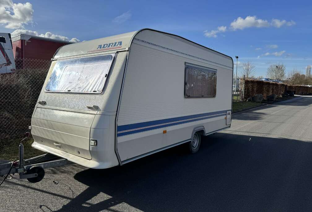 Andere  Adria 1000kg