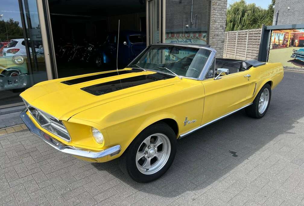 Ford cabriolet V8