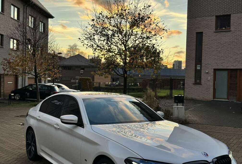 BMW 530i xDrive Pack M
