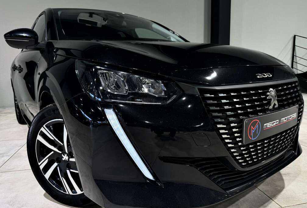 Peugeot 1.2i TURBO 101CV NAVi COCKPiT CARPLAY CRUiSE CLiM+