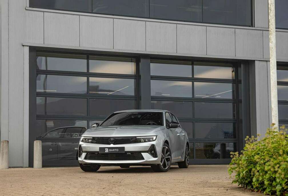 Opel GS  Break  130 PK AT  360 Camera  Zetelver...