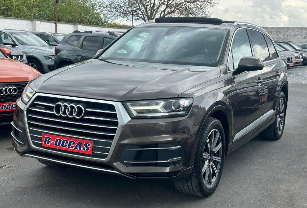 Audi Q7 3.0 TDi V6 Quattro Tiptronic 7pl 271CH Panoramique 1er Propriétaire