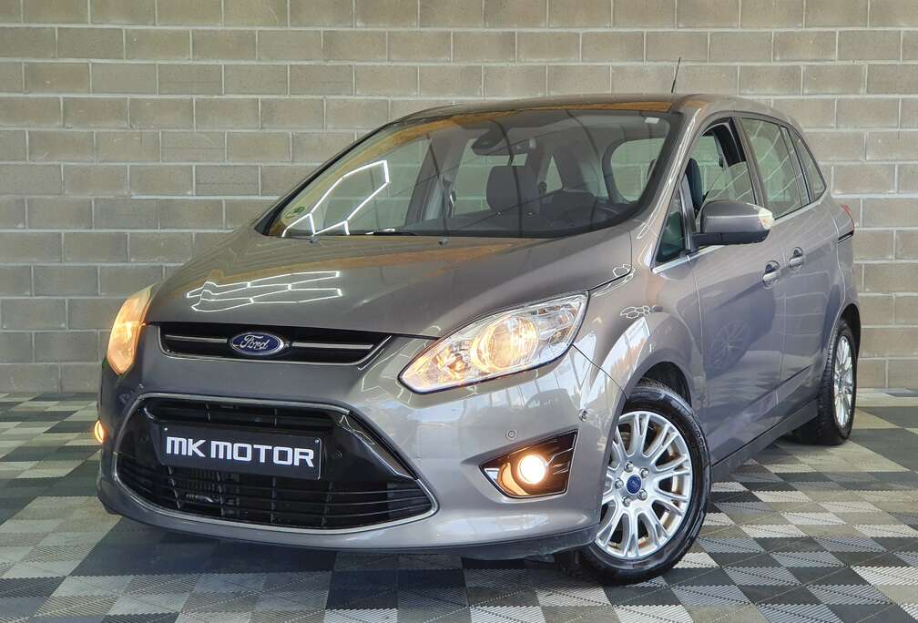 Ford 1.6 DIESEL 95CV - 1ER MAIN - FULL CARNET - TOIT PANO OUVRANT