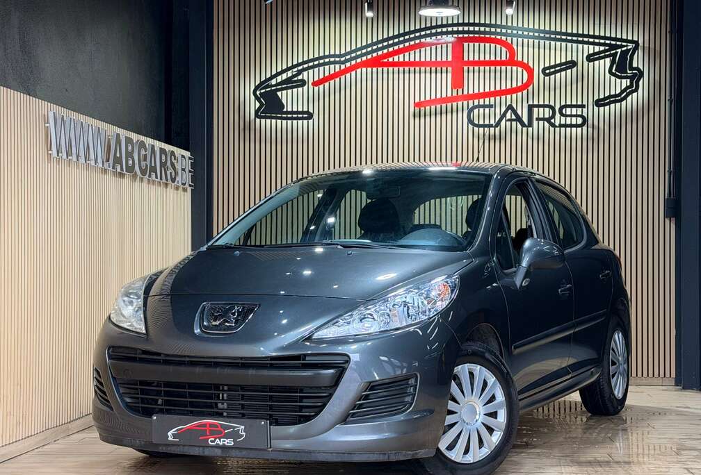 Peugeot 1.4i * CLIM *