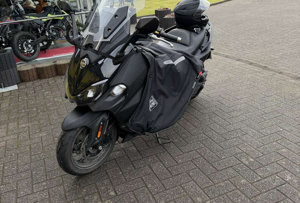 500