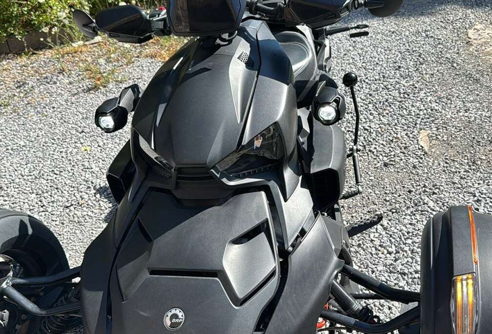 Je mets en vente mon Can-Am Ryker 900 en excellent