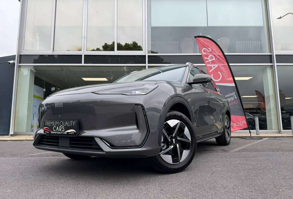 CARPLAY / SFEERVERLICHTING / 360° CAMERA / KEYLESS ENTRY / 68 KWH BATTERIJ /