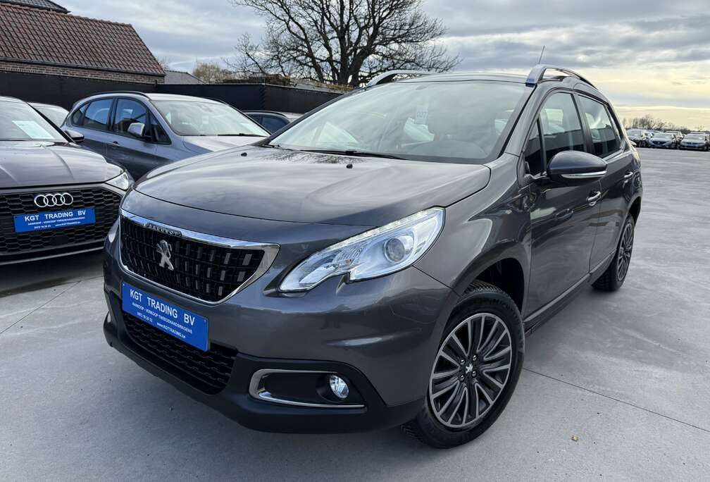 Peugeot 1.2i 82PK FACELIFT NAVIGATIE PDC BLUETOOTH AIRCO