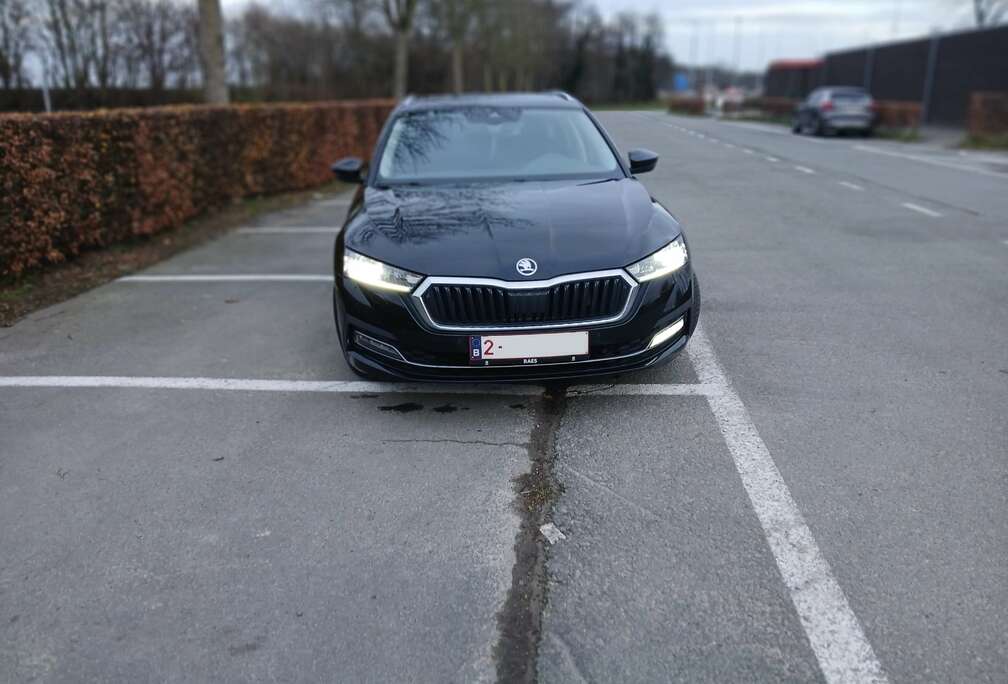 Skoda Octavia Combi 2.0 TDI DSG Clever
