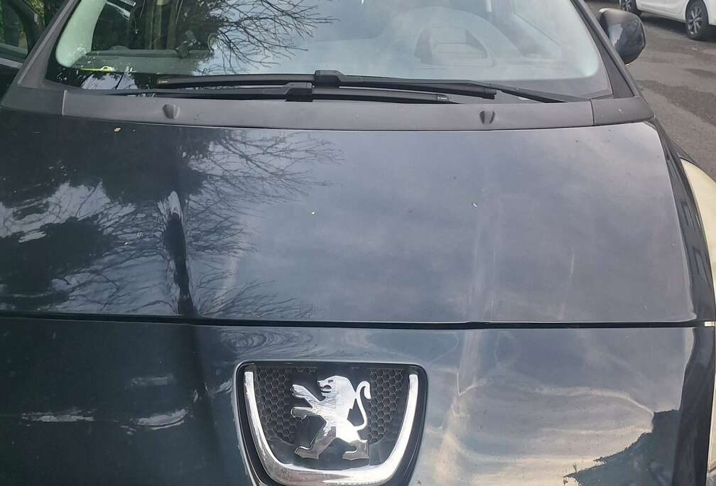 Peugeot 5008 1.6 HDi Family FAP