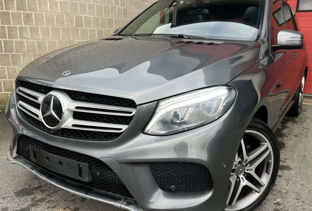 Mercedes-Benz d Pack AMG + CAMÉRA + NAVI + CUIR + PANO
