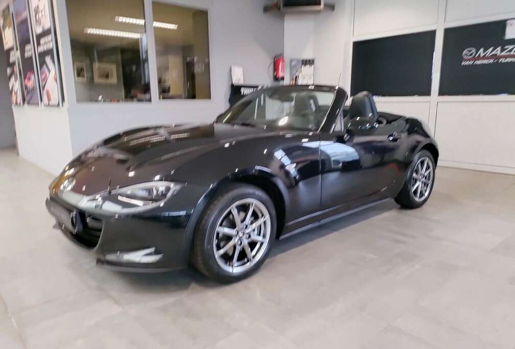 Mazda 1.5 SKYACTIV-G Exclusive line  demo