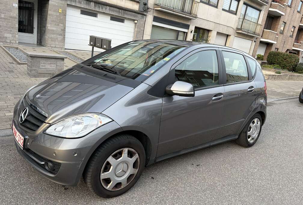 Mercedes-Benz Elegance