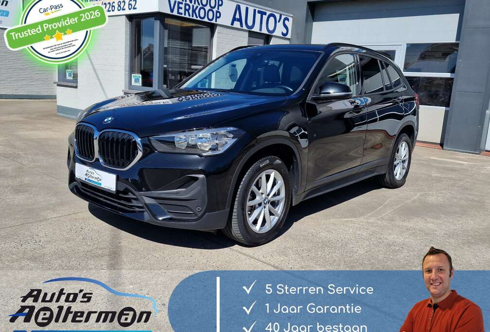 BMW 1.5iA sDrive18 AUTOMAAT * PANO OPENDAK * LEDER * GPS * ELEKTRISCHE KOFFER * CRUISE CONTROL *