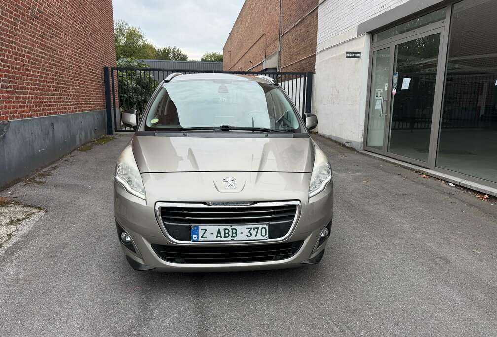Peugeot 5008 1.6 BlueHDi Style