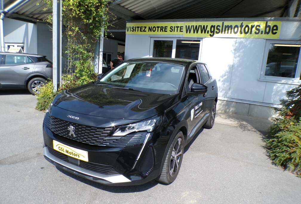 Peugeot 1.2 130cv noir 01/23 automatique GPS Airco Cruise