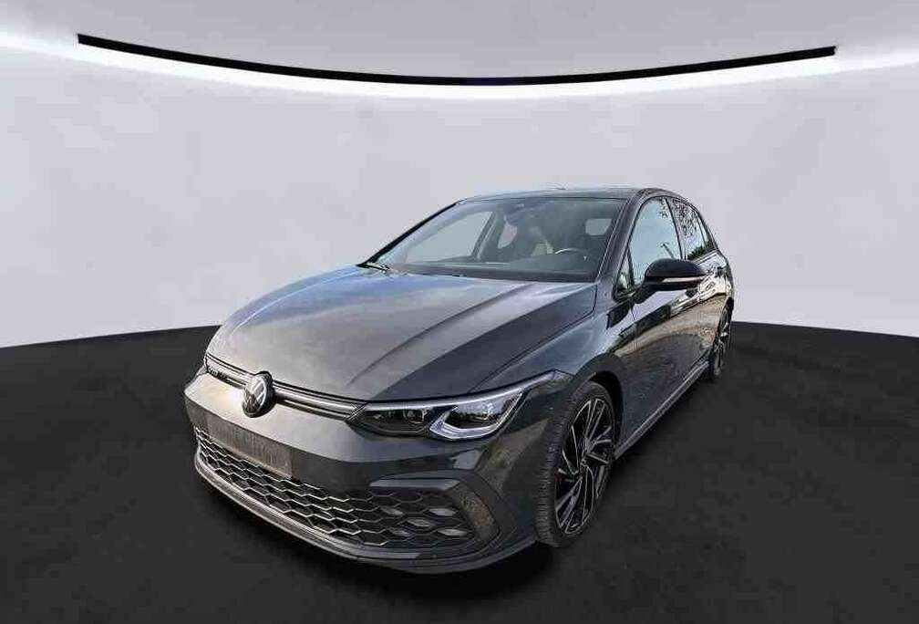 Volkswagen GTD 2.0 TDI 200 CAMERA/ATTELAGE/ACC