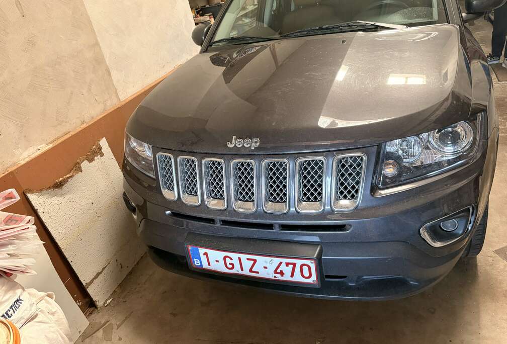 Jeep 2.0i 2WD Limited