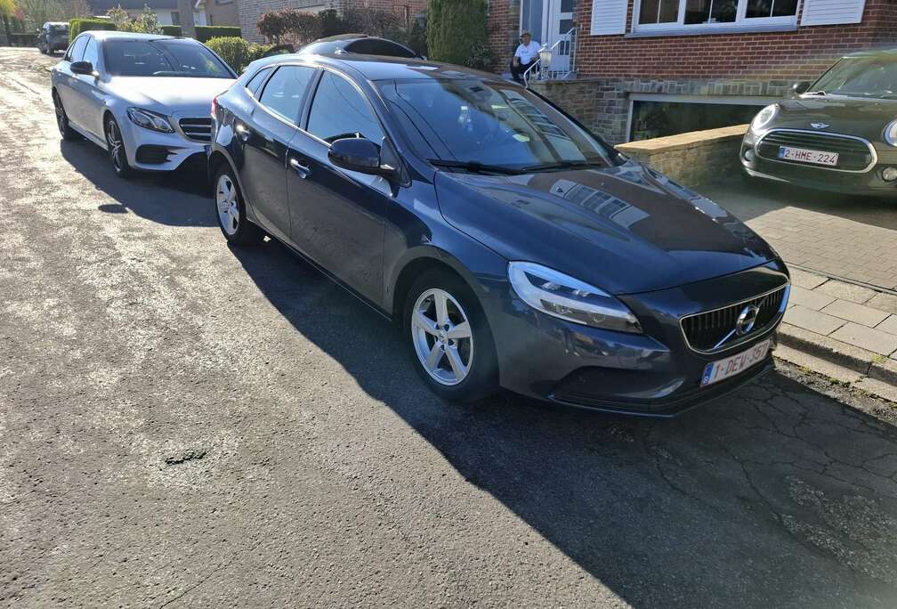 Volvo D2 120 Geartronic 6 Momentum