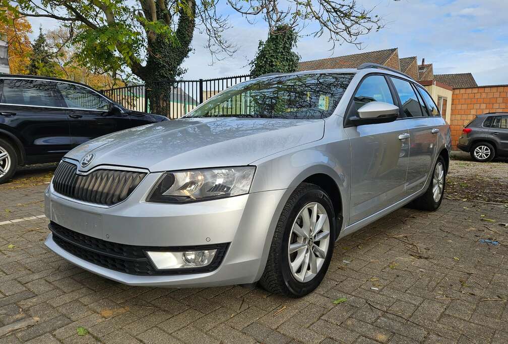 Skoda Octavia SW 1.6 CR TDi élégance