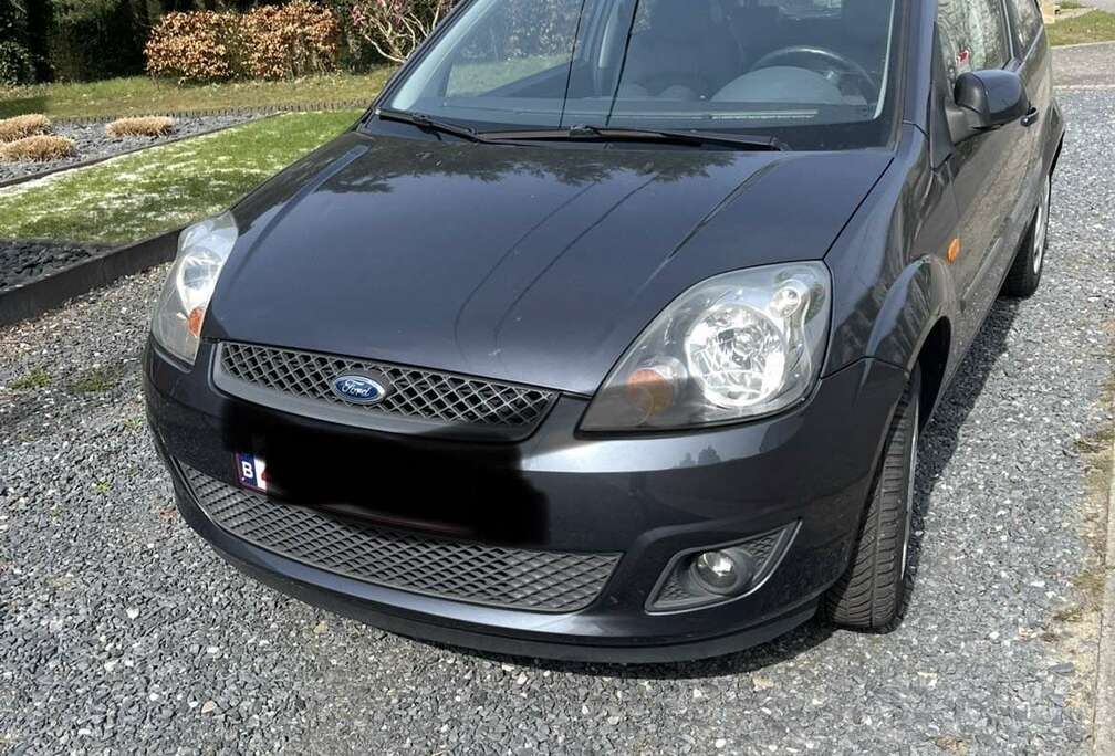 Ford 1.4 Turbo TDCi Ghia Durashift