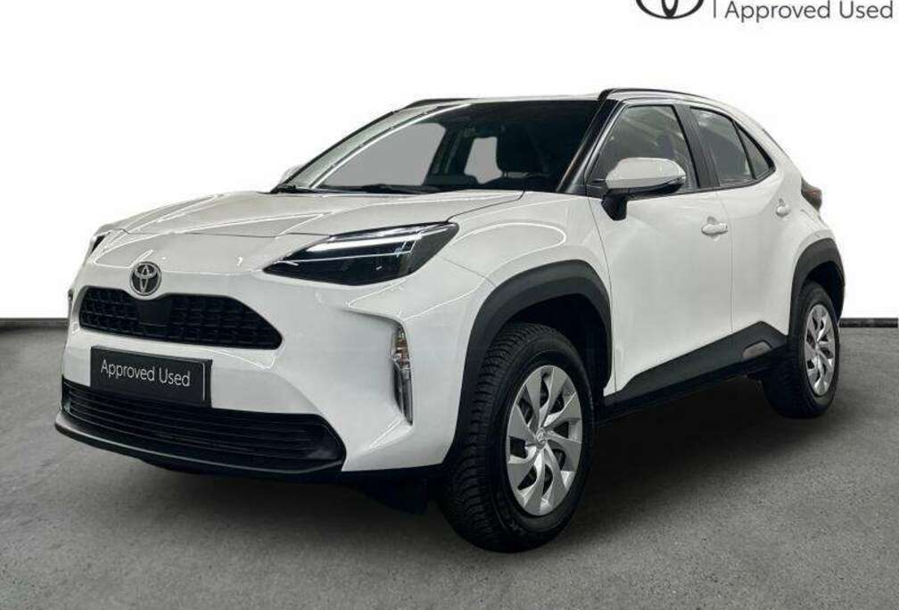 Toyota HEV Dynamic  carplay  camera  heated seats  4S