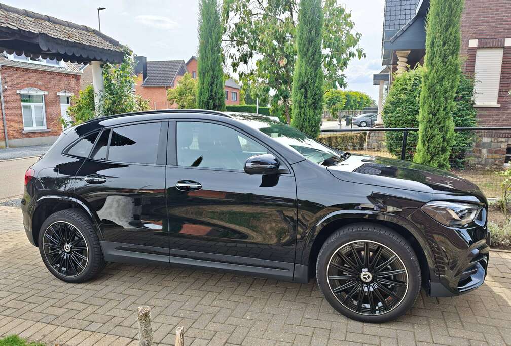 Mercedes-Benz GLA 250 e PHEV AMG Line (160 kW) AMG Line