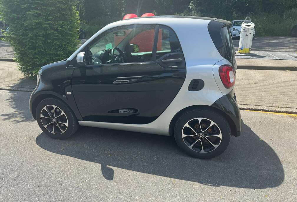 Smart Fortwo coupé 1.0i Pure DCT