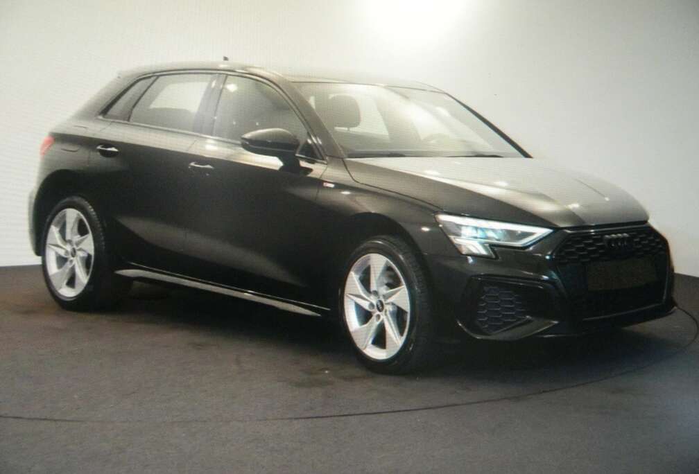 Audi 35 TFSI S line ** Garantie 1AN **