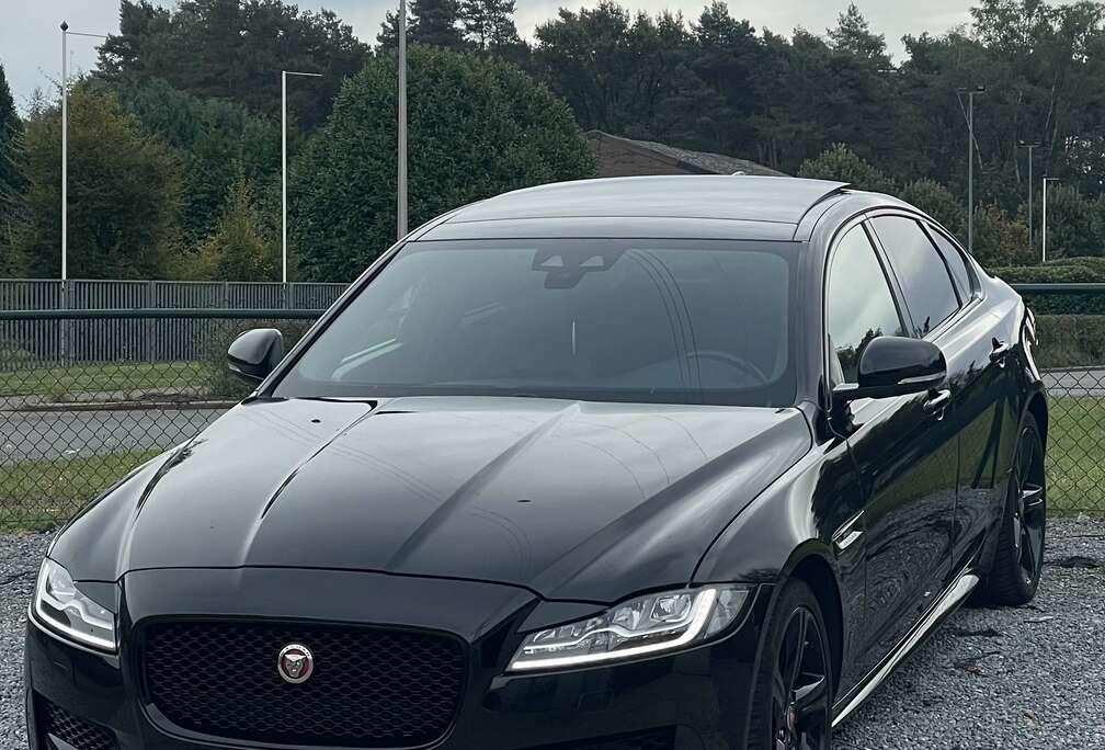 Jaguar FULL OPTION 20d R-Sport