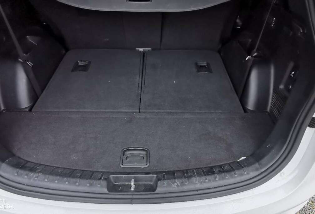 Hyundai blue 2.0 CRDI 2WD Trend