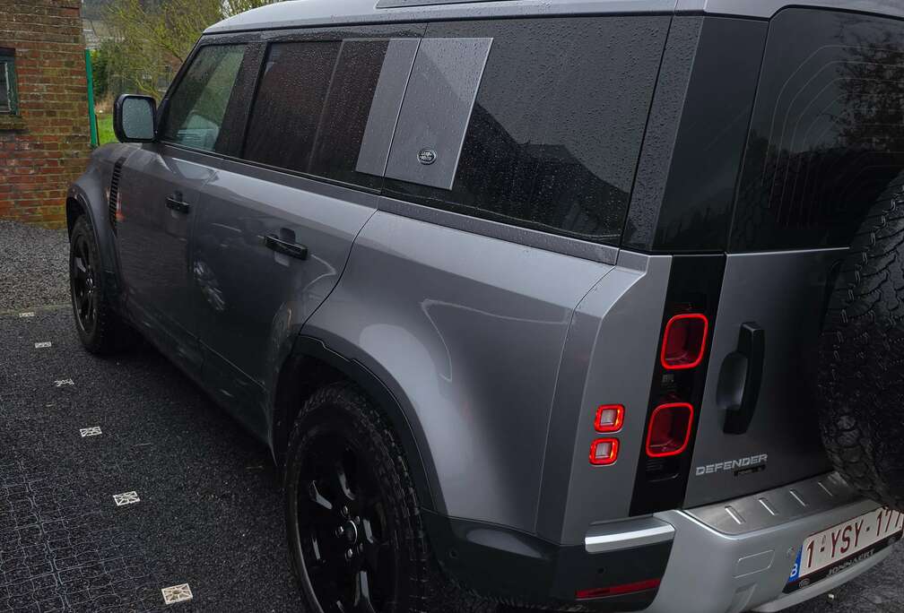 Land Rover Defender 110 2.0 Bi-Turbo D240 S